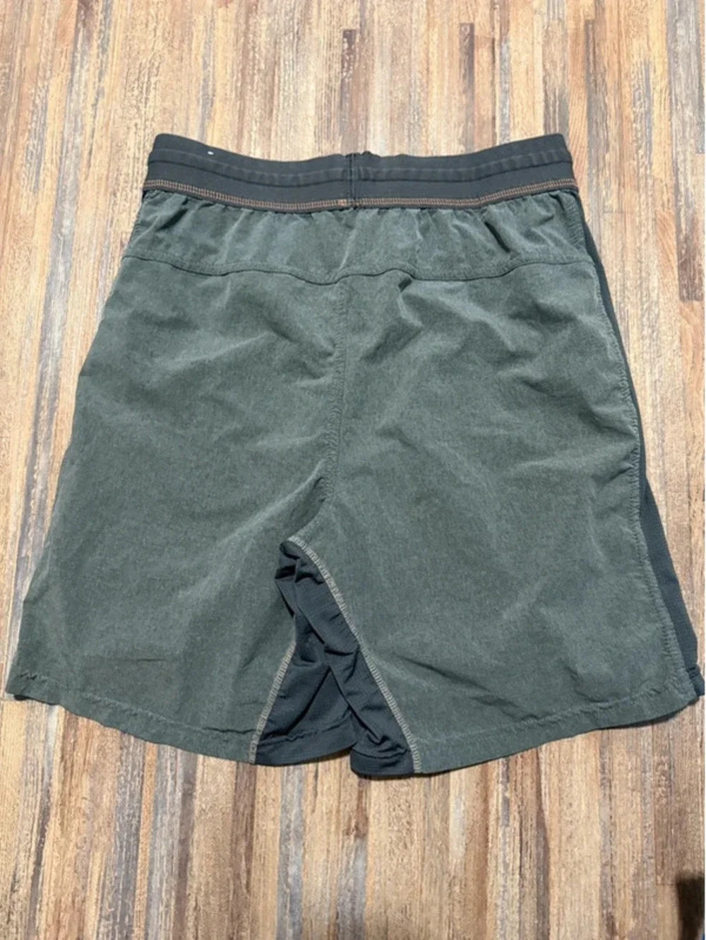 Nike Men’s running shorts size small   No liner